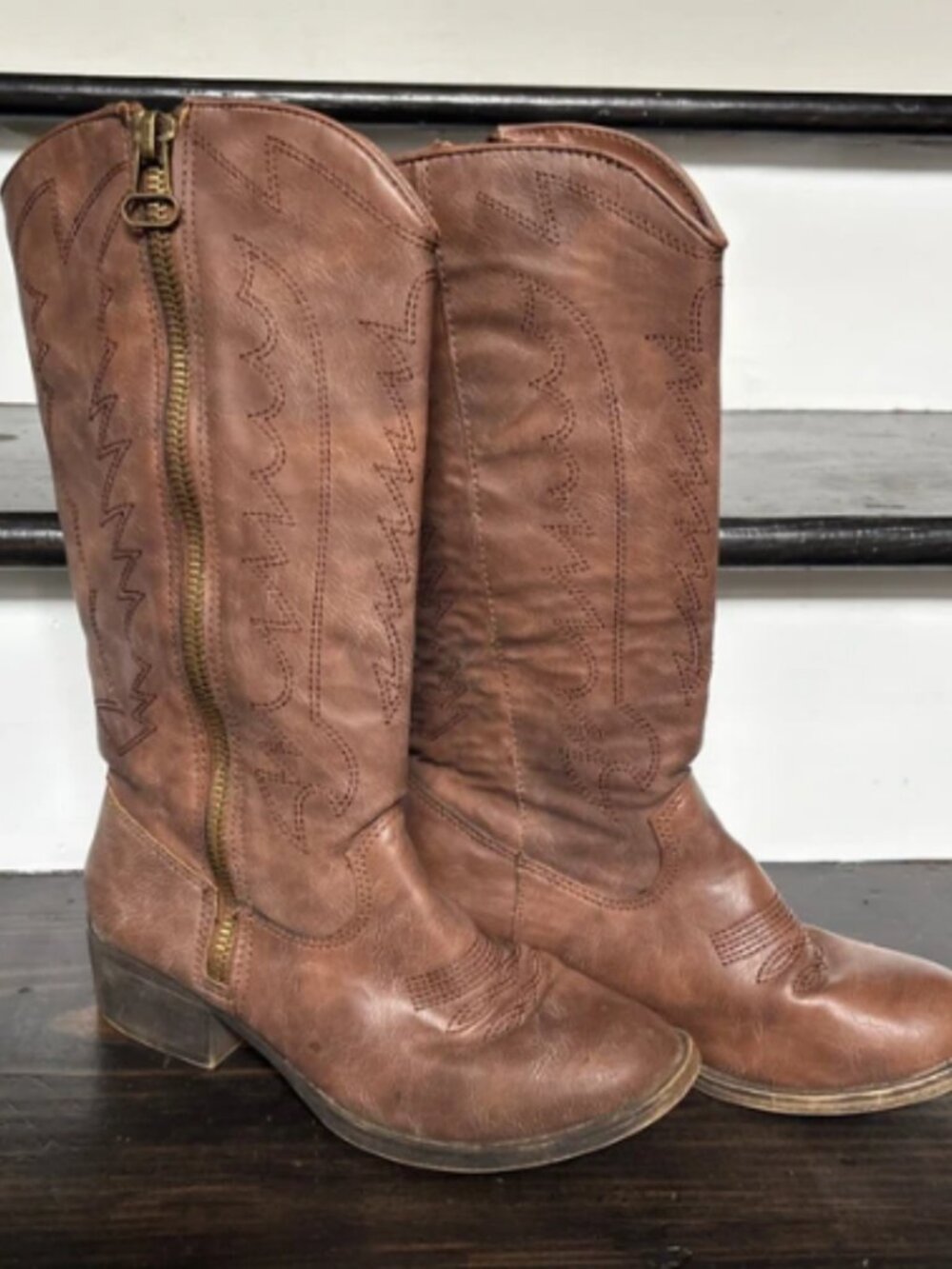 Madden Girl Western Boots - Picture 4 of 4